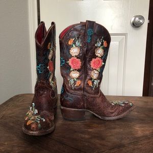 Macie Bean cowgirl boots. Size 2